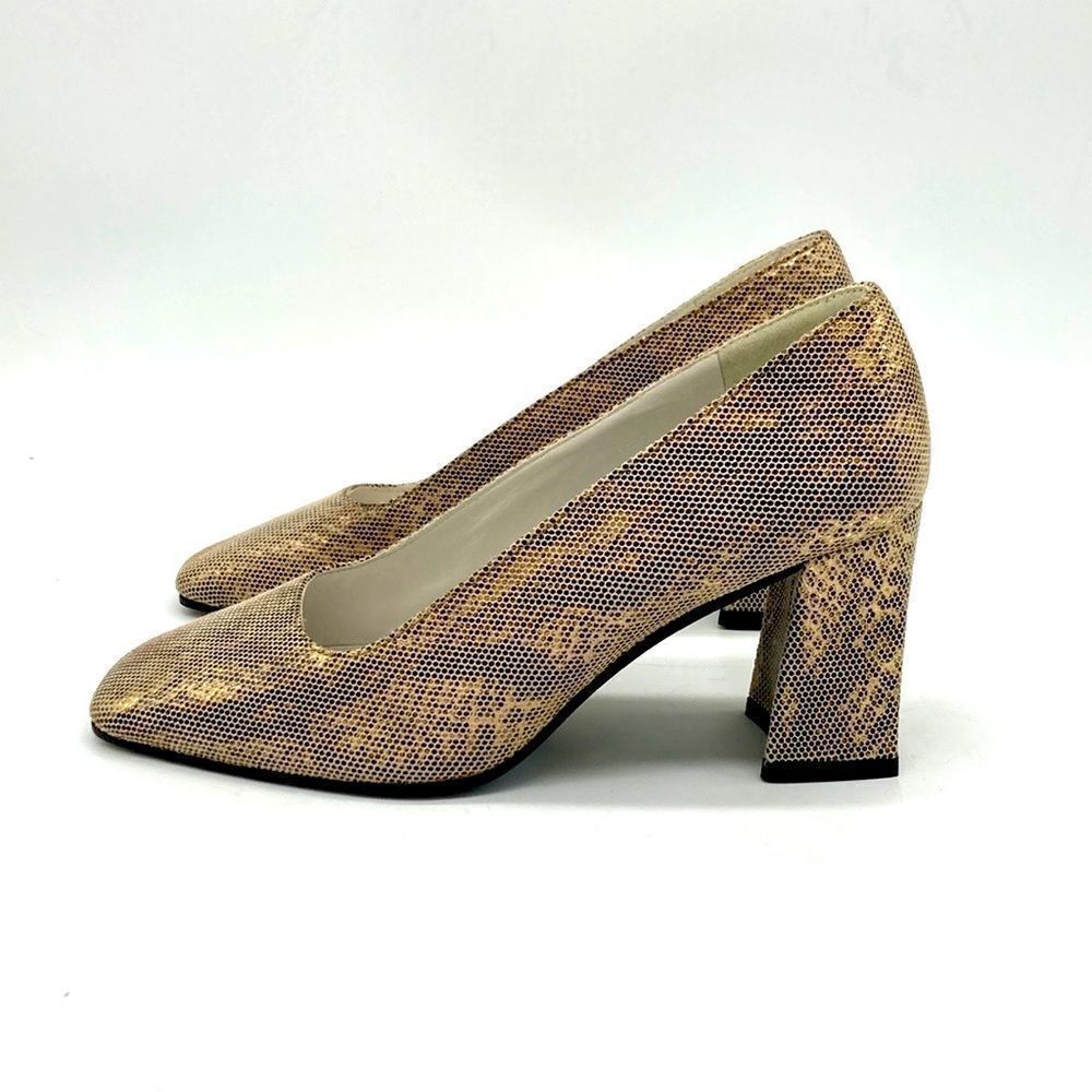 Stuart Weitzman Heel - Picture 4 of 11